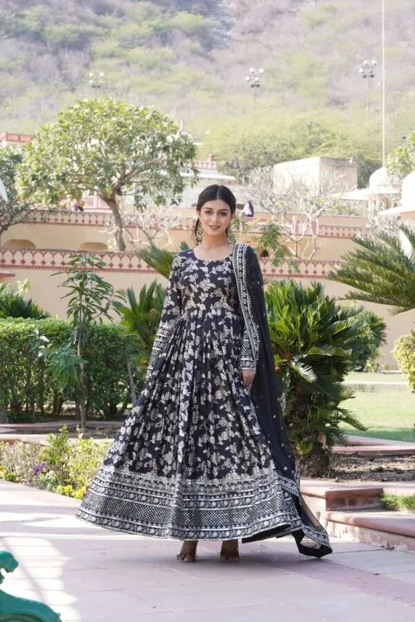 Black_Floral_Print_Anarkali_Suit_Set_for_Women