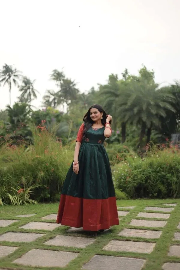 Green_Embroidered_Anarkali_Dress_With_Red_Border_for_Women