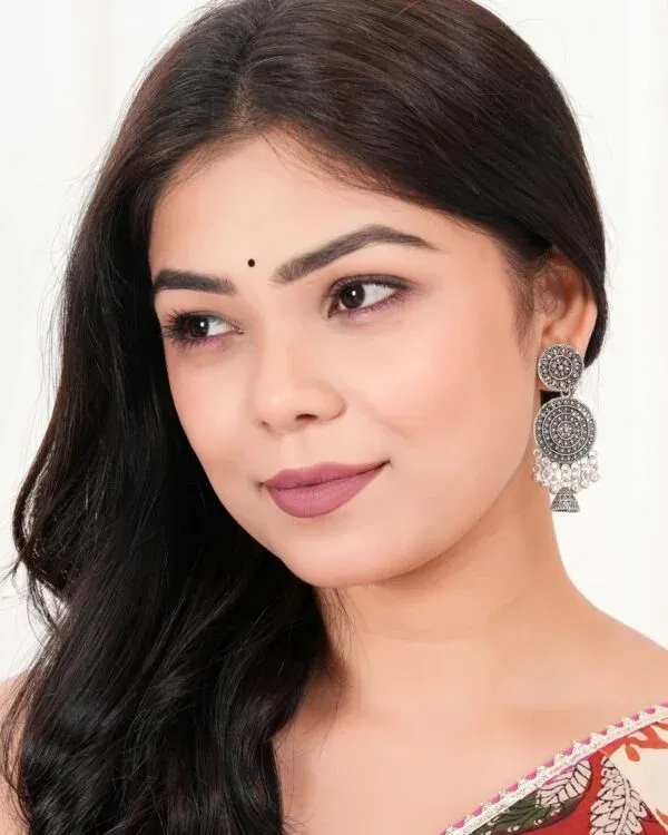 Silver-Toned_Oxidised_Statement_Earrings_for_Women