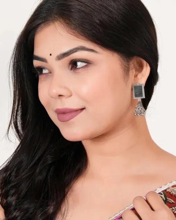 Silver_Tone_Rectangular_Jhumka_Earrings_for_Women