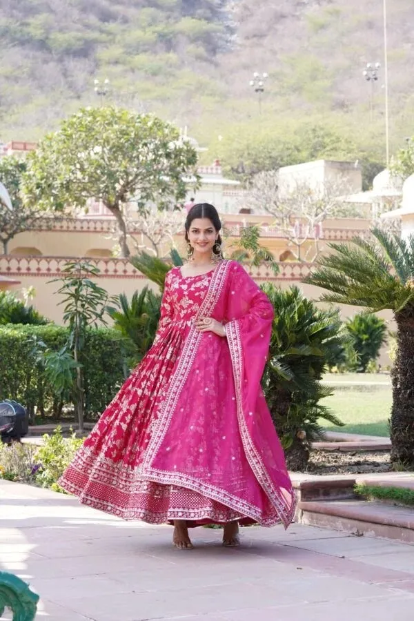 Pink_Floral_Anarkali_Suit_Set_for_Women
