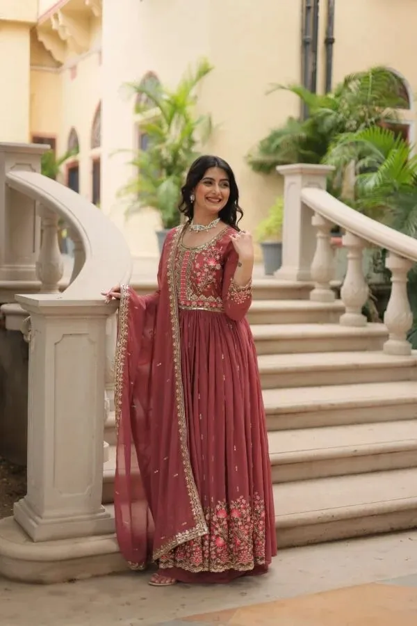 Rose_Embellished_Anarkali_Suit_Set_for_Women