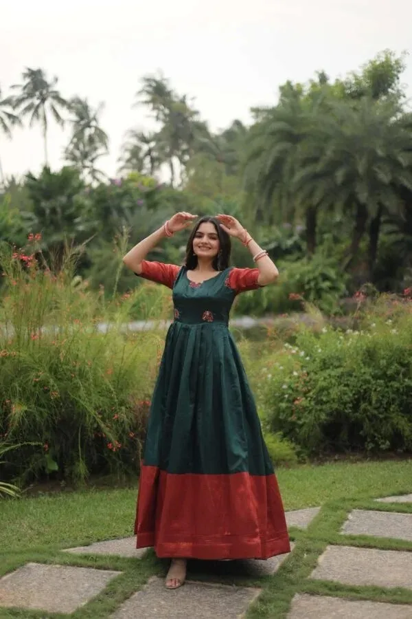 Green_Embroidered_Anarkali_Dress_With_Red_Border_for_Women