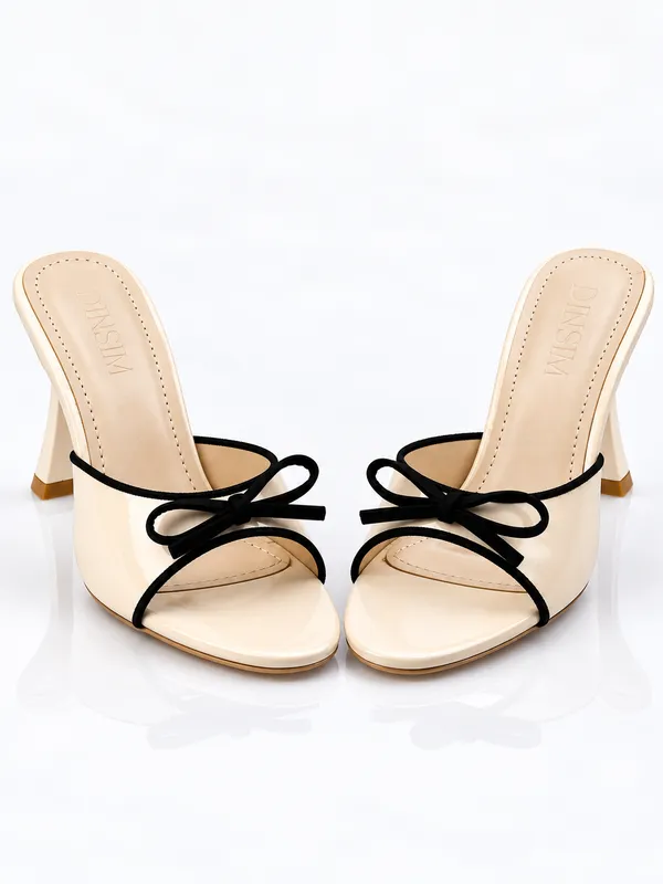 BLACK_BOW_BEIGE_CHUNKY_HEEL_STILETTO