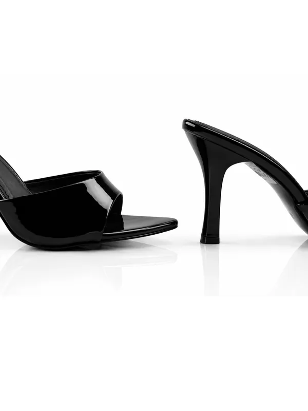 POINTED_CLASSY_BLACK_SLIM_HEEL_