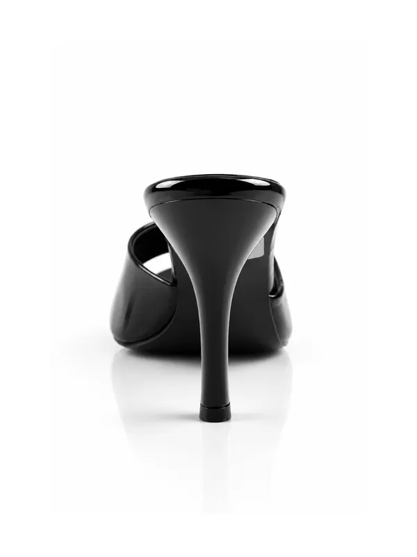 POINTED_CLASSY_BLACK_SLIM_HEEL_