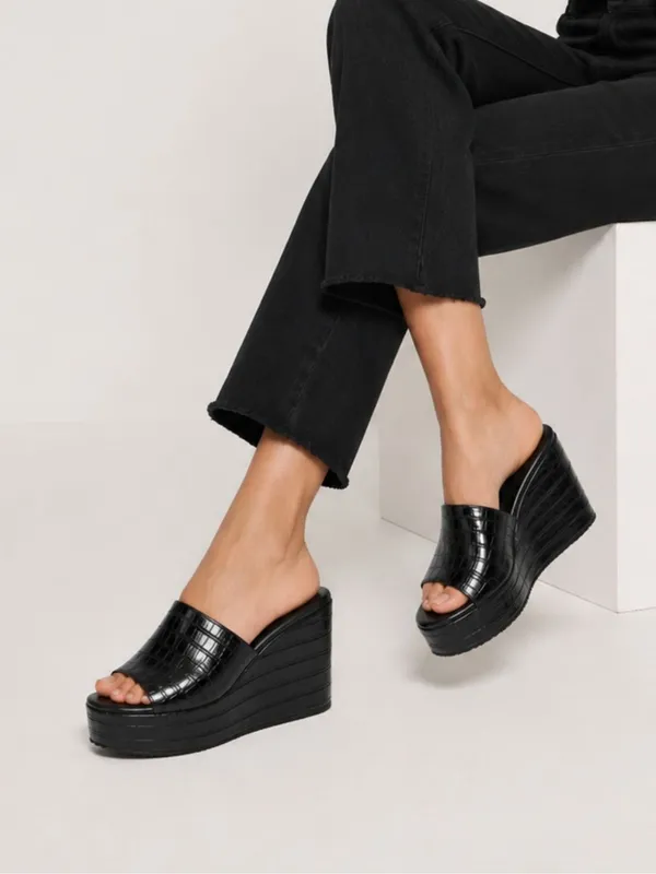 Black_Faux_Leather_Croc_High_Platform_Wedge_Slip-On_Mule_For_Women