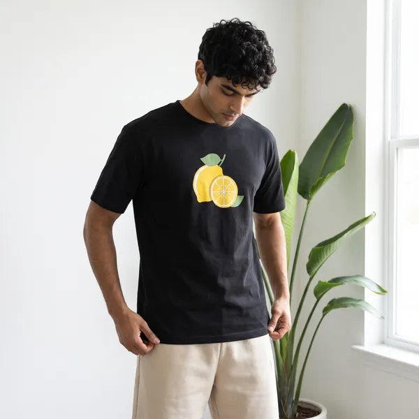 Black_Printed_Regular_Fit_T-Shirt_For_Men