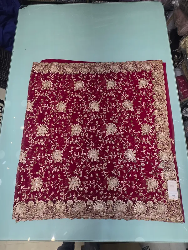 georgett_saree_with_embroded_zari_work_and_stone
