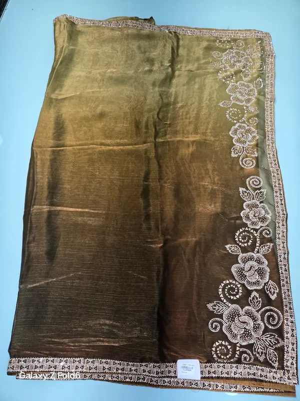shaded_satin_pallu_work_and_border_work