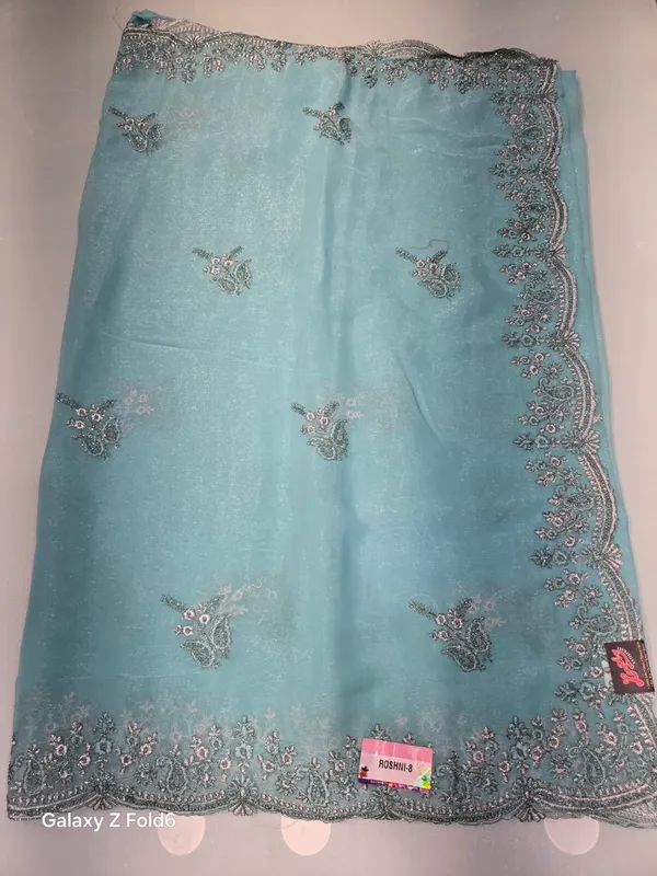 border_and_butta_work_full_saree