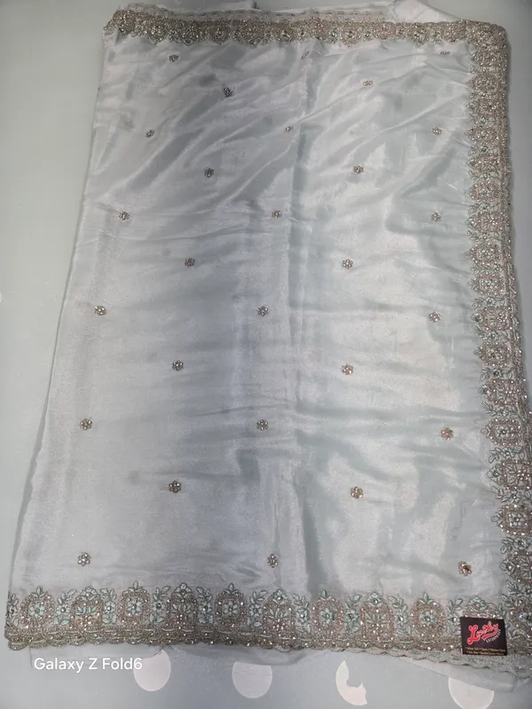 full_saree_butaa_and_zari_border_with_srone