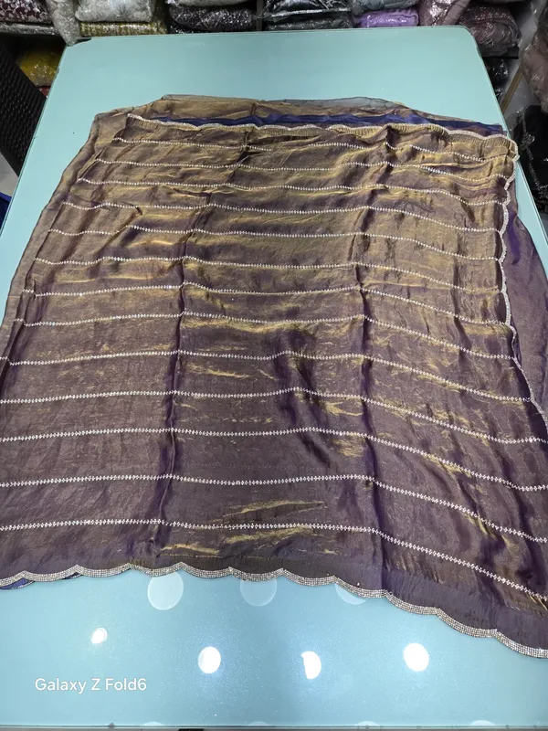 plain_saree_heavy_border_ston