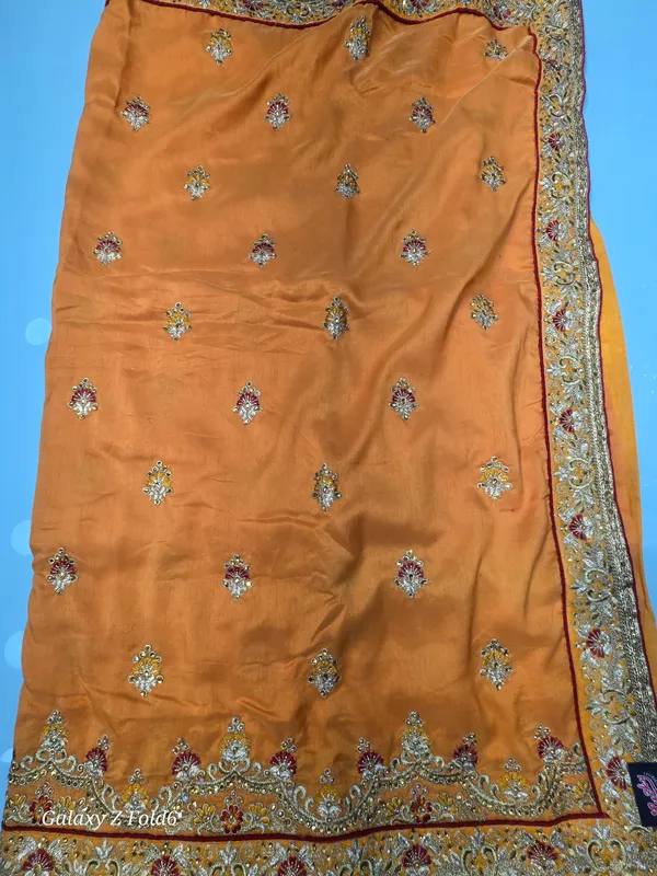 full_saree_butaa_and_zari_border_with_stone_jaal_work