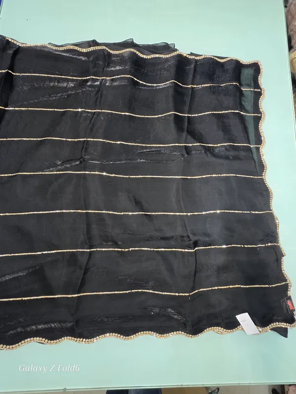 plain_saree_heavy_border_ston