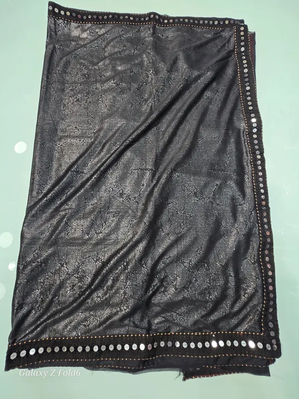 plain_shiimmer_saree_with_border