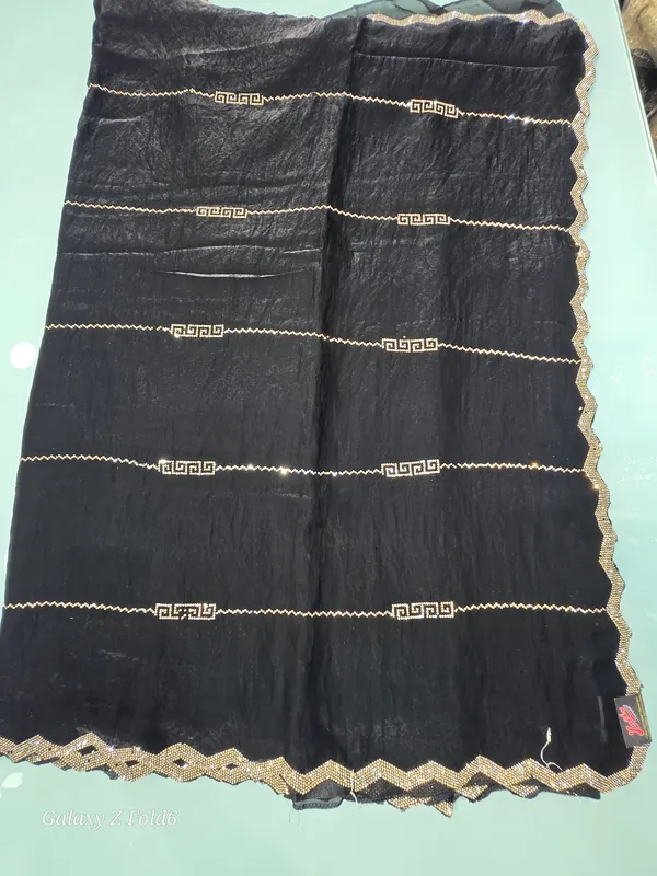 plain_saree_heavy_border_ston