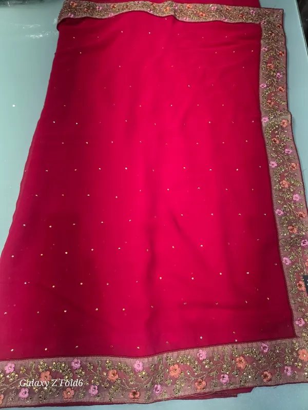 plain_saree_with_border_work
