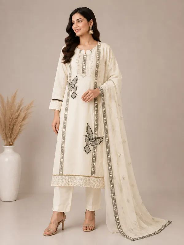 Cream_Cotton_Kurta_Set_For_Women