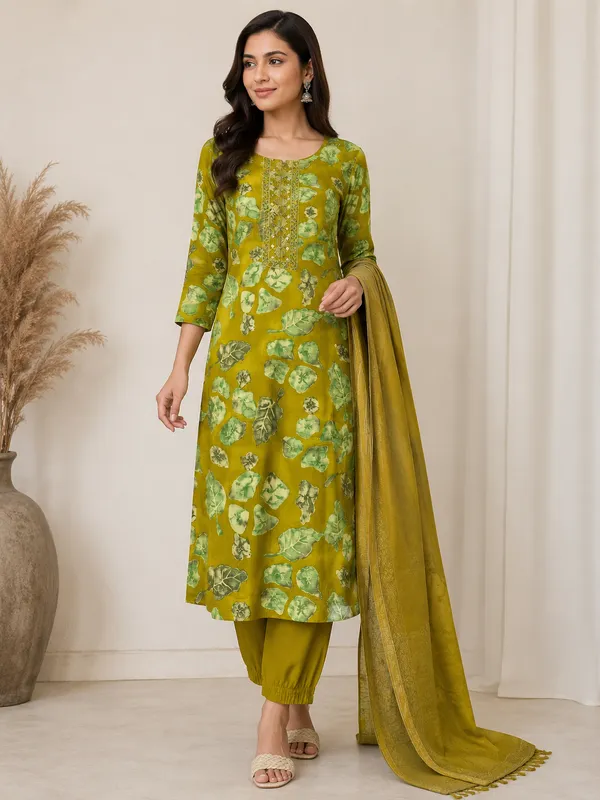 Green_Cotton_Kurta_Set_For_Women