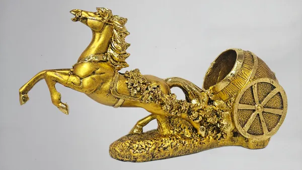 Gold-Tone_Horse_Decorative_Showpiece