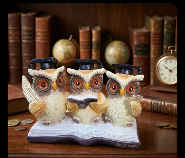 Owl_Scholar_Figurine_Set_With_Book_Base
