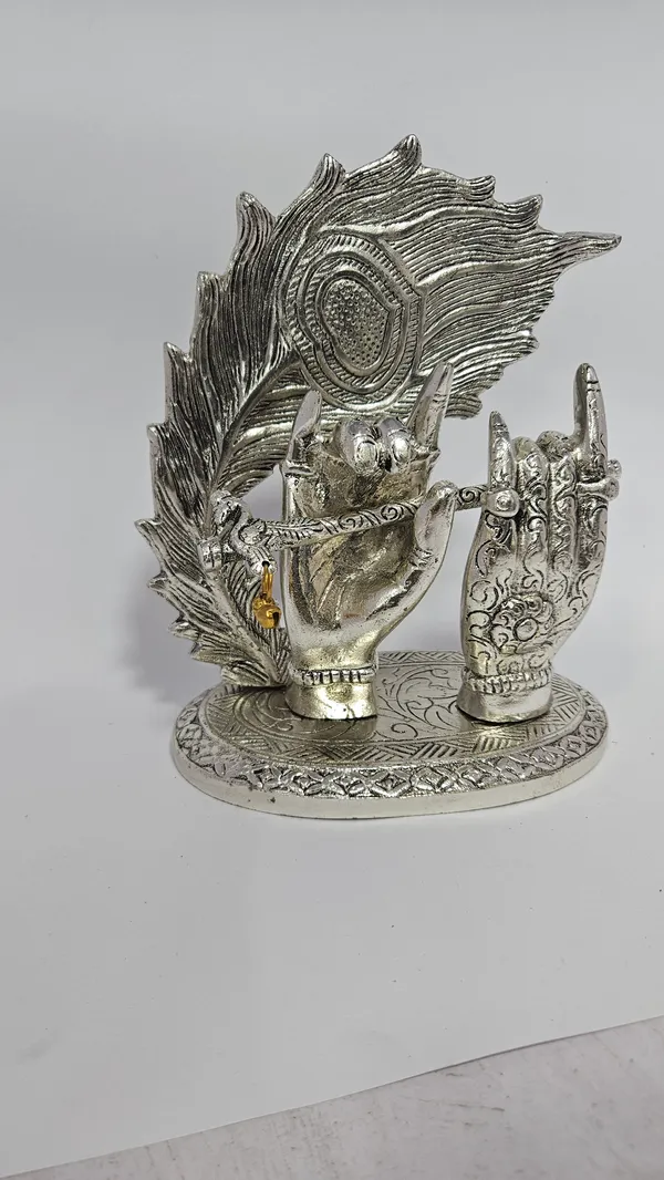 Silver-Tone_Krishna_Idol_With_Peacock_Feather