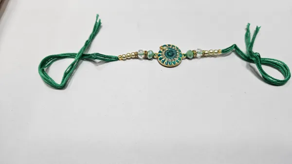 Green_Thread_Decorative_Rakhi_for_Brothers
