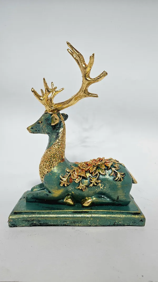 Green_And_Gold_Seated_Deer_Figurine