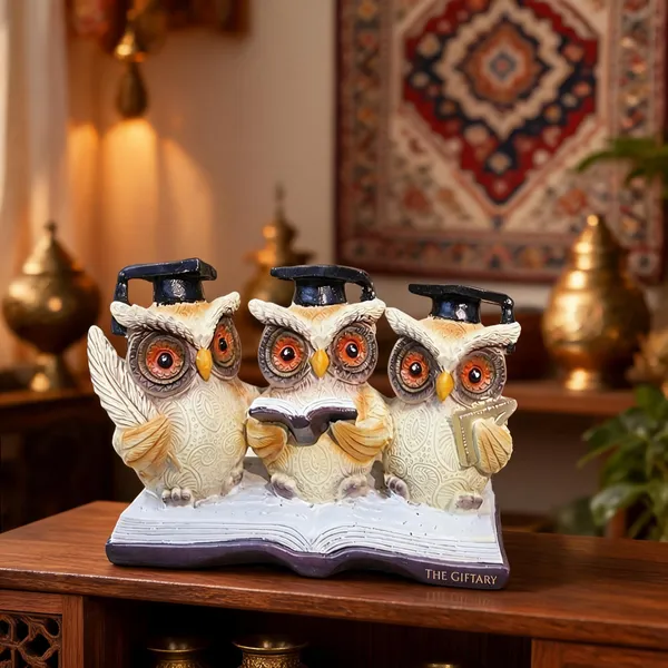 Owl_Scholar_Figurine_Set_With_Book_Base