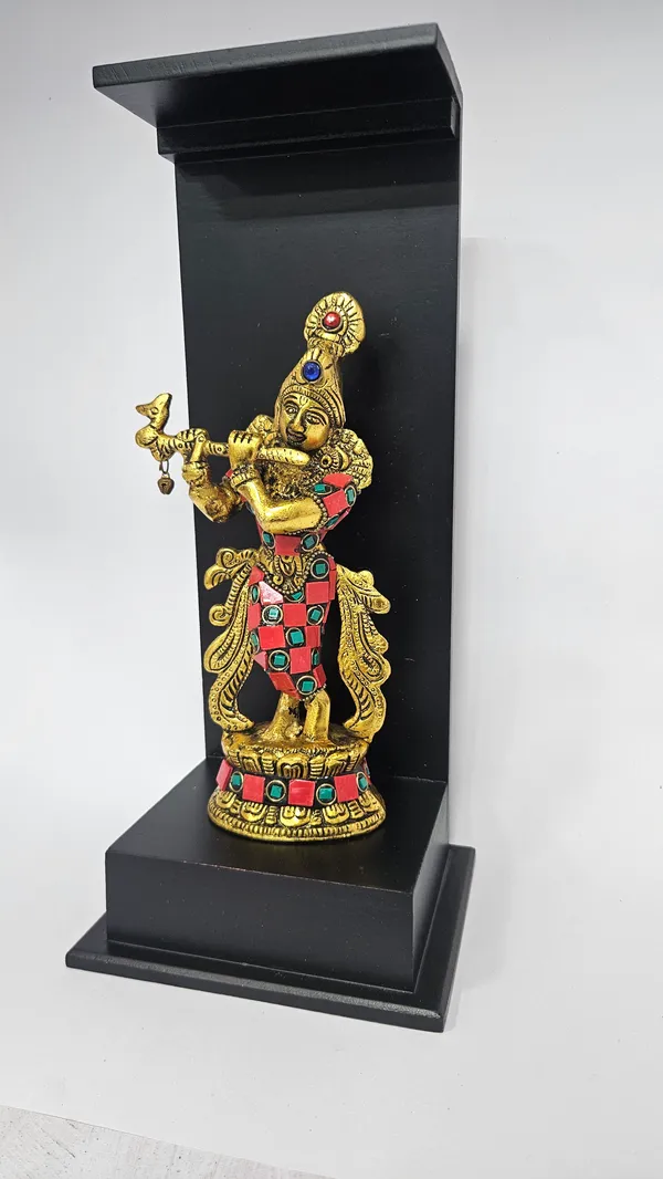 Black_Traditional_Krishna_Figurine_Display