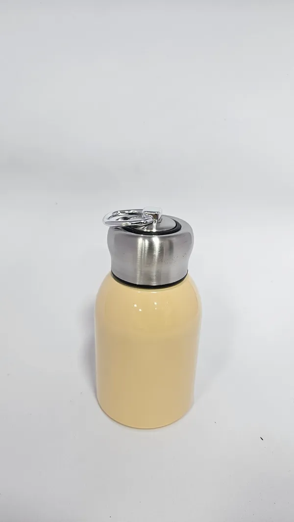 Pale_Yellow_Fragrance_Perfume_Bottle