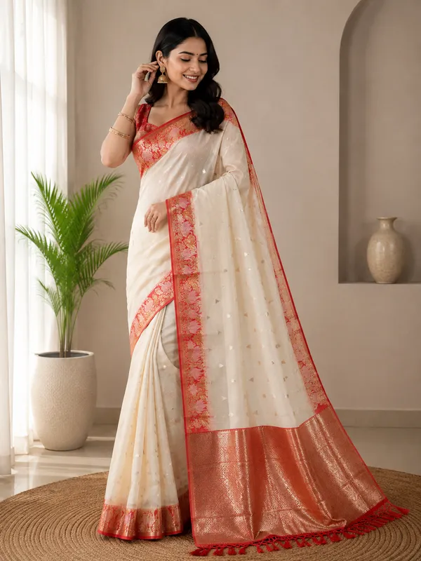 Ivory_Cotton_Woven_Traditional_Saree_For_Women