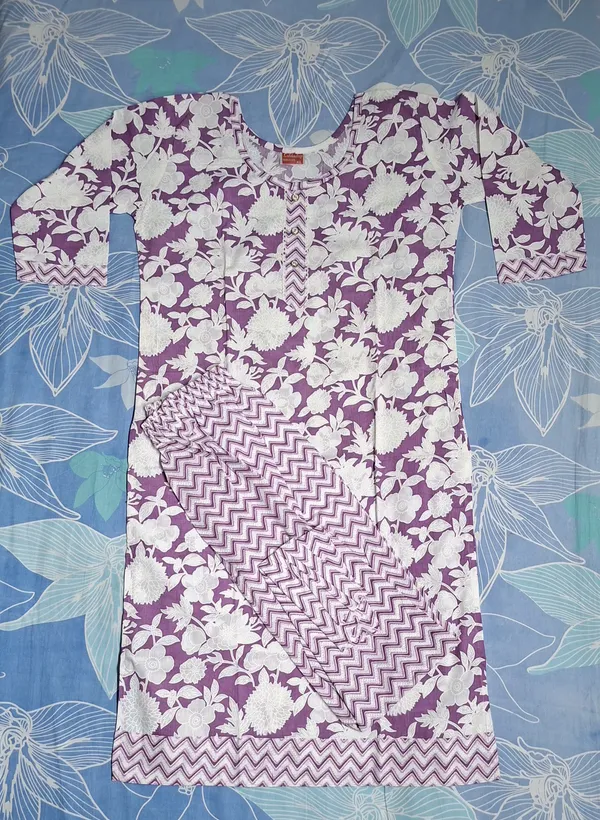 Purple_Cotton_Straight_Floral_Print_Kurta_For_Women