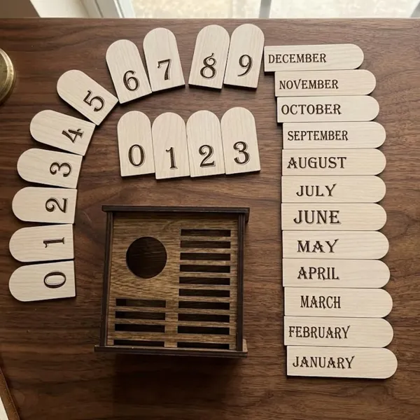 Wooden_Perpetual_Desk_Calendar_Reusable_Block_Calendar_For_Office_Home