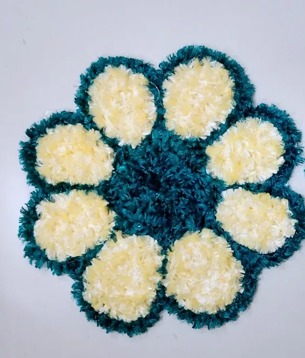 Off_White_And_Green_Premium_Woolen_Diya_Aasan_Small_Pack_Of_4