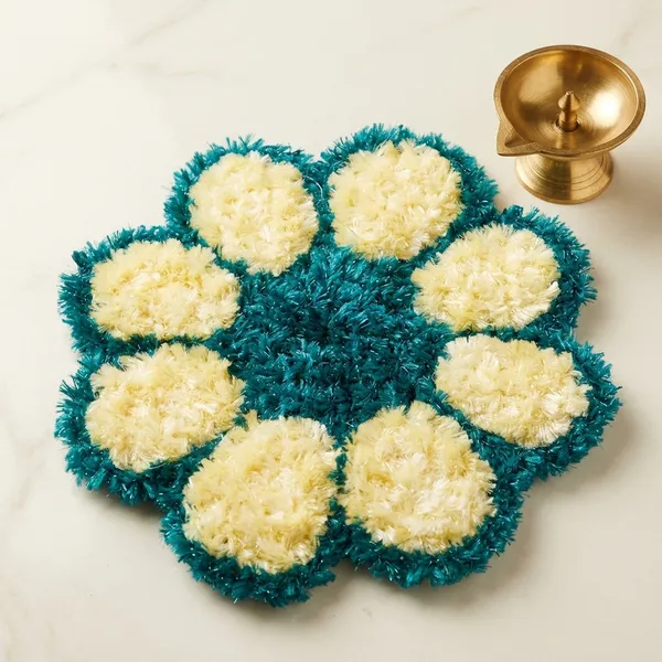 Off_White_And_Green_Premium_Woolen_Diya_Aasan_Small_Pack_Of_4