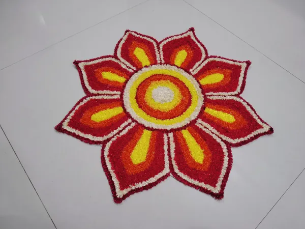 Multicolor_Premium_Woolen_Large_Rangoli