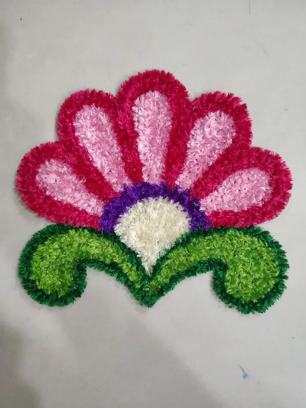 Pink_Premium_Woolen_Flower_Rangoli_Pack_Of_2