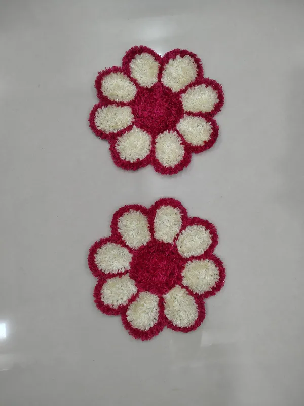 Off_White_And_Pink_Premium_Woolen_Diya_Aasan_Small_Pack_Of_4