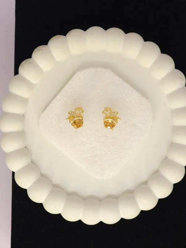 Gold_Tone_Pineapple_Stud_Earrings_For_Women