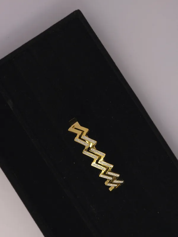 Gold-Tone_Zigzag_Link_Bracelet_For_Women