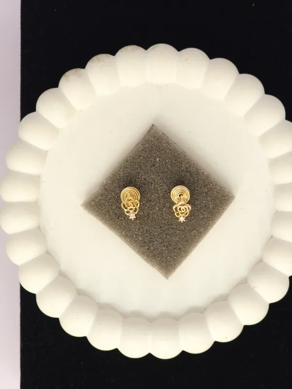Gold_Tone_Loop_Drop_Earrings_For_Women