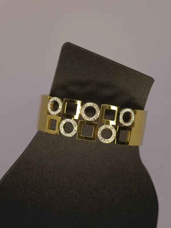 Gold_Tone_Geometric_Embellished_Bangle_For_Women