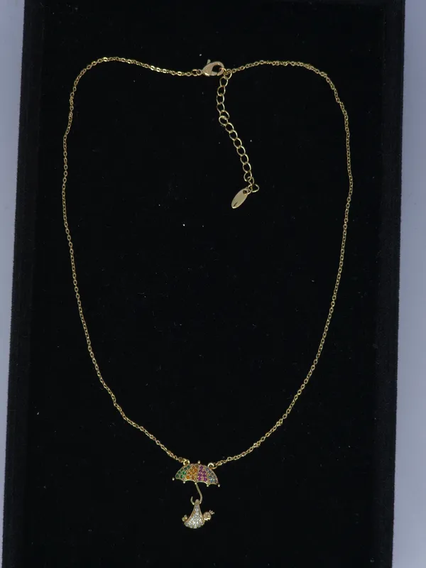 Gold_Tone_Steel_Umbrella_Stone_Pendant_Necklace_For_Women