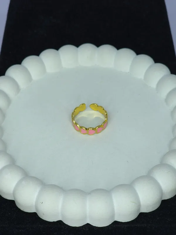 Gold_Tone_Pink_Heart_Accent_Linked_Band_Ring_For_Women
