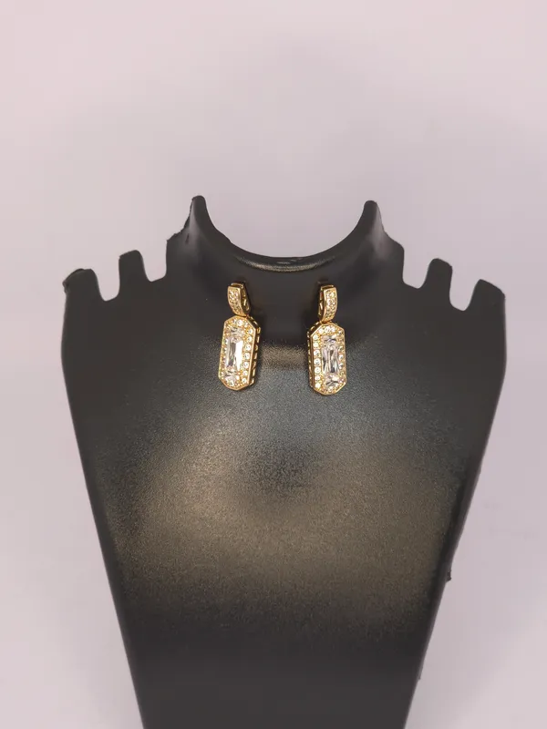 Gold_Tone_Crystal_Drop_Earrings_For_Women