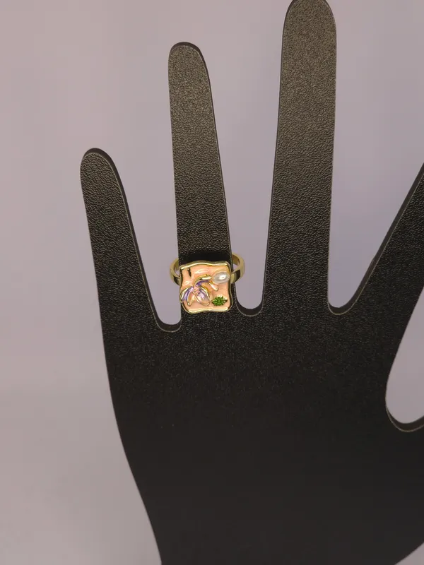 Gold_Tone_Floral_Stone_Ring_For_Women