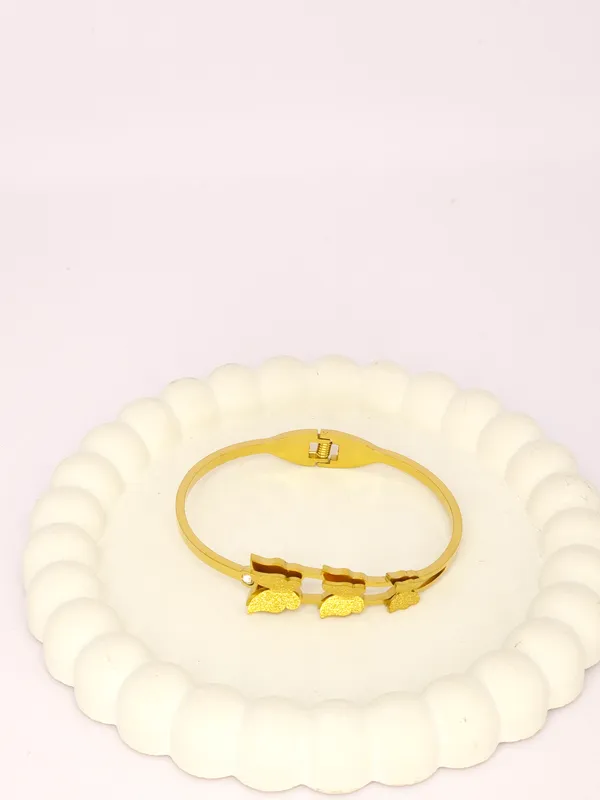 Gold_Tone_Butterfly_Bracelet_For_Women