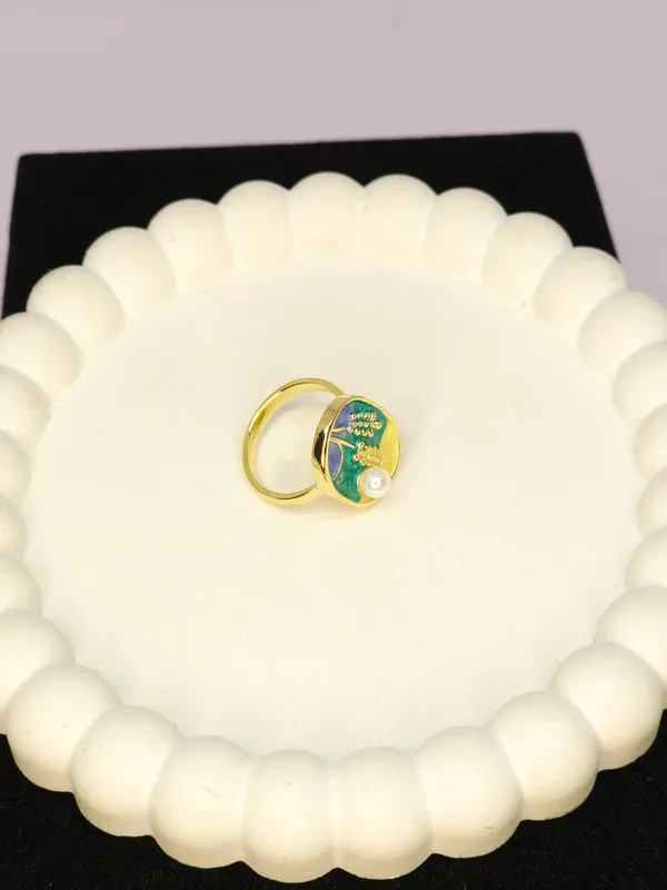 Gold_Tone_Enamel_Peacock_Pendant_For_Women